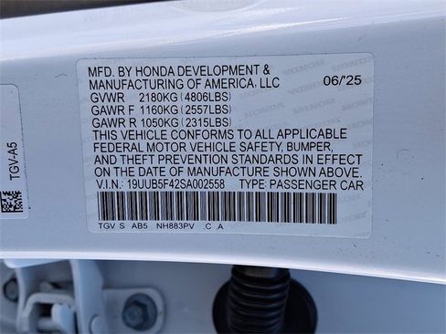 Certified 2025 Acura TLX w/ Technology Package image 28