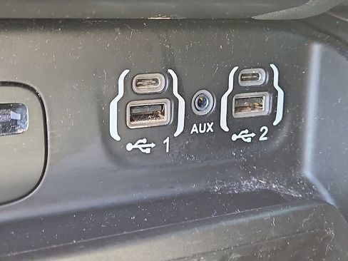 Used 2019 RAM 1500 Big Horn image 23