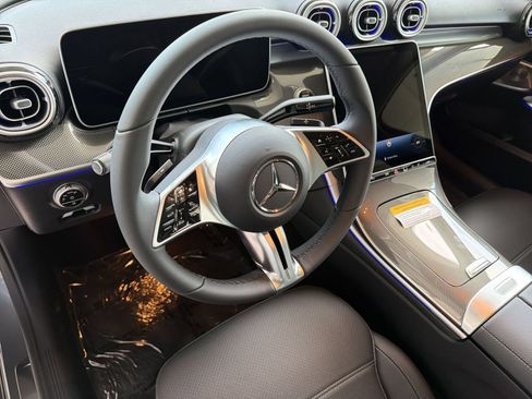 Used 2026 Mercedes-Benz C 300 Sedan image 4