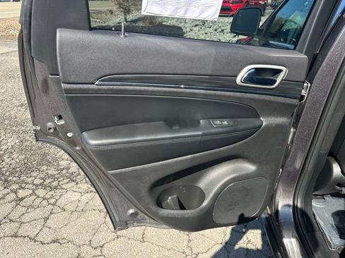 Used 2020 Jeep Grand Cherokee Limited AWD/4WD image 20