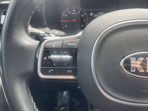 Used 2021 Kia Sorento EX w/ EX AWD X-Line Package image 22