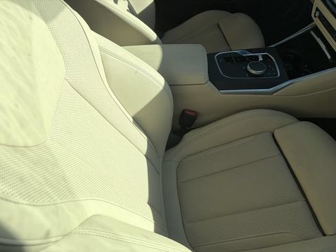 Used 2023 BMW i4 eDrive40 w/ Premium Package RWD image 4
