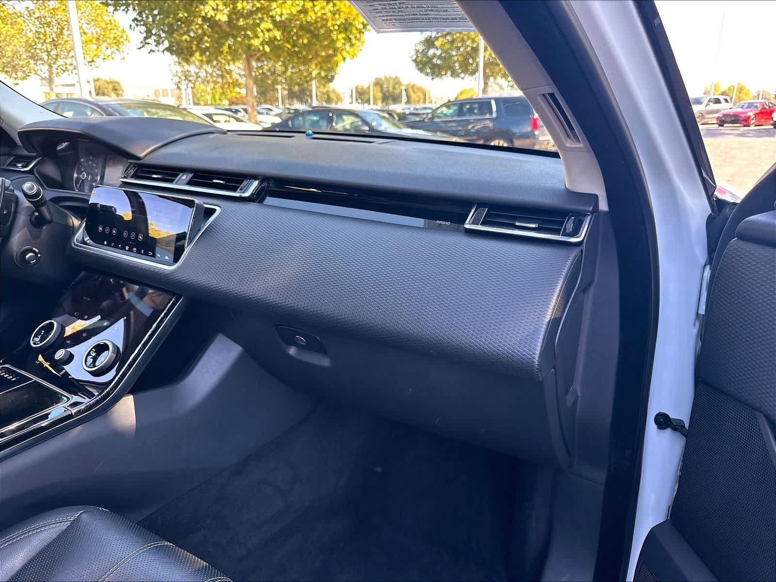 Used 2020 Land Rover Range Rover Velar S AWD/4WD image 25