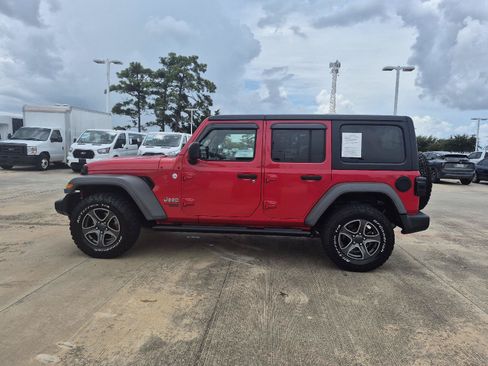 Used 2018 Jeep Wrangler Unlimited Sport S AWD/4WD image 13
