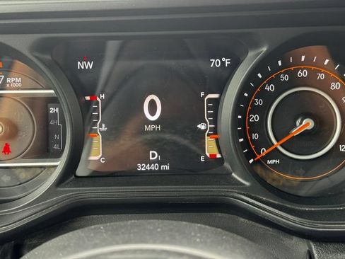 Certified 2024 Jeep Wrangler Unlimited Sport AWD/4WD image 26