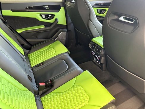 Used 2021 Lamborghini Urus image 28