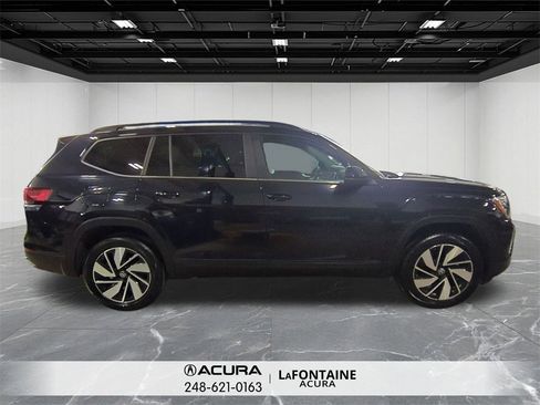 Used 2024 Volkswagen Atlas SE image 6