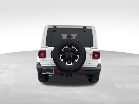 Used 2024 Jeep Wrangler Unlimited Rubicon 4xe image 5