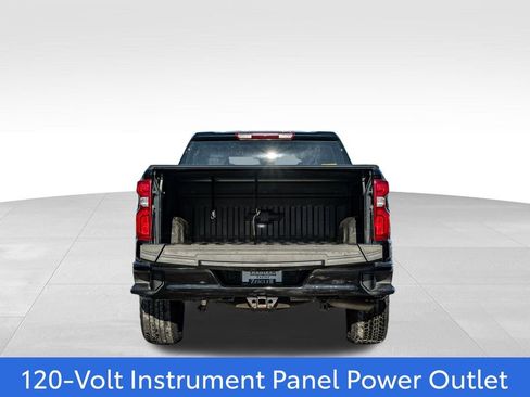 Used 2023 Chevrolet Silverado 1500 RST image 10