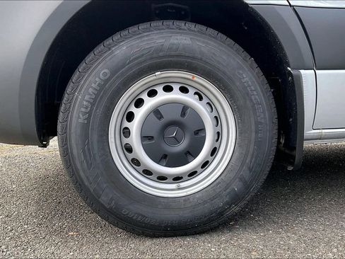 New 2025 Mercedes-Benz Sprinter 2500 image 10