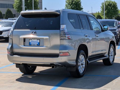 Used 2021 Lexus GX 460 Premium w/ Premium Package AWD/4WD image 6