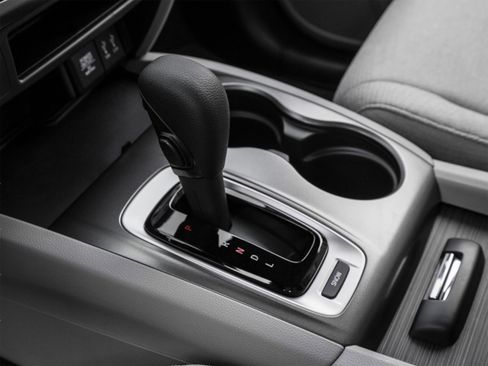 Used 2016 Honda Pilot Touring image 27