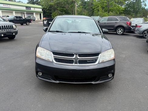 Used 2011 Dodge Avenger Heat FWD image 3