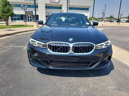Used 2023 BMW 330i xDrive Sedan w/ Driving Assistance Package image 10