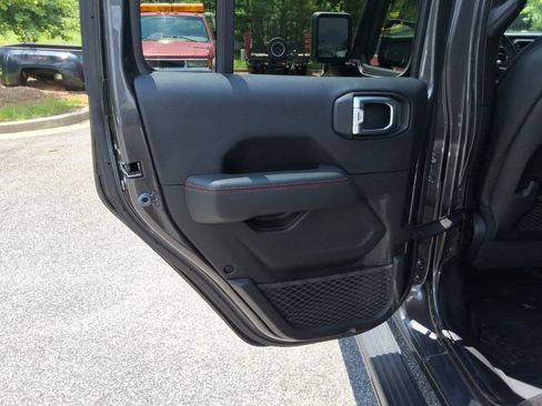 Used 2020 Jeep Wrangler Unlimited Rubicon AWD/4WD image 21