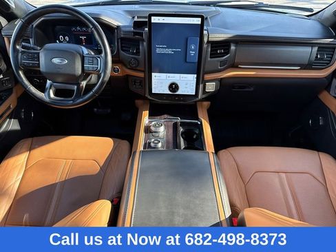 Used 2023 Ford Expedition Platinum image 12