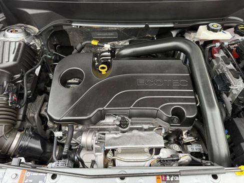 Certified 2024 Chevrolet Equinox LT FWD image 36
