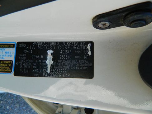 Used 2005 Kia Amanti image 24