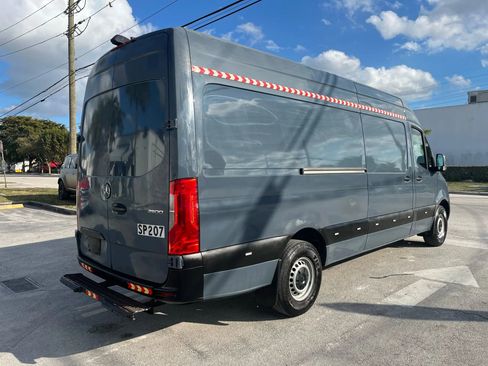 Used 2019 Mercedes-Benz Sprinter 170 image 5