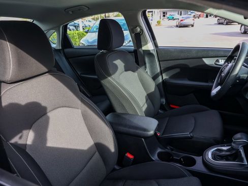 Used 2023 Kia Forte LXS image 20