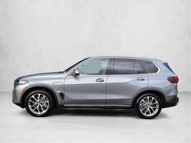 Used 2026 BMW X5 xDrive50e w/ Premium Package AWD/4WD image 11