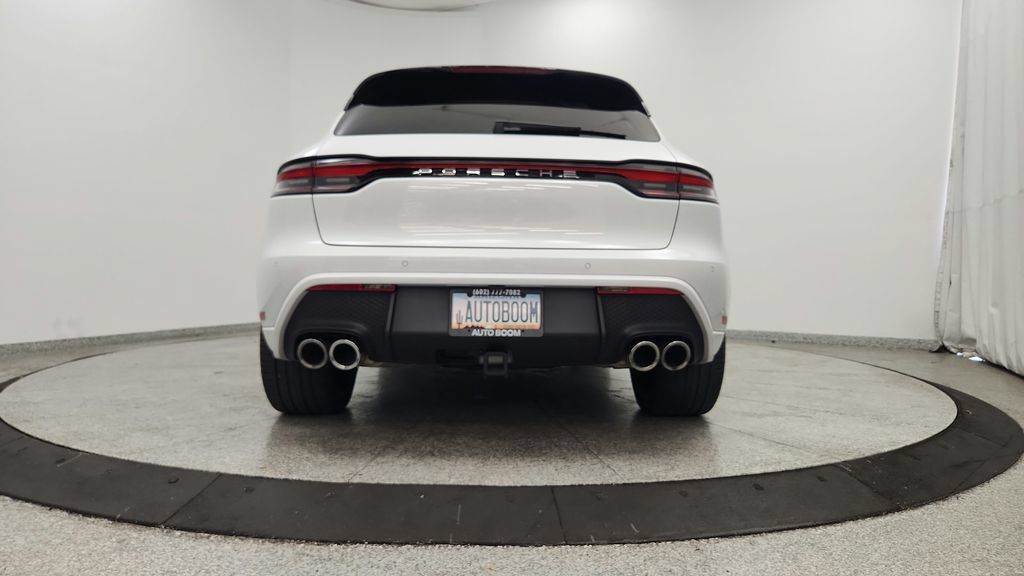 Used 2022 Porsche Macan AWD/4WD image 22