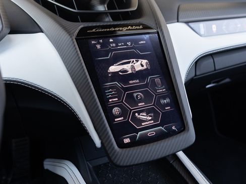 Used 2026 Lamborghini Revuelto AWD/4WD image 55