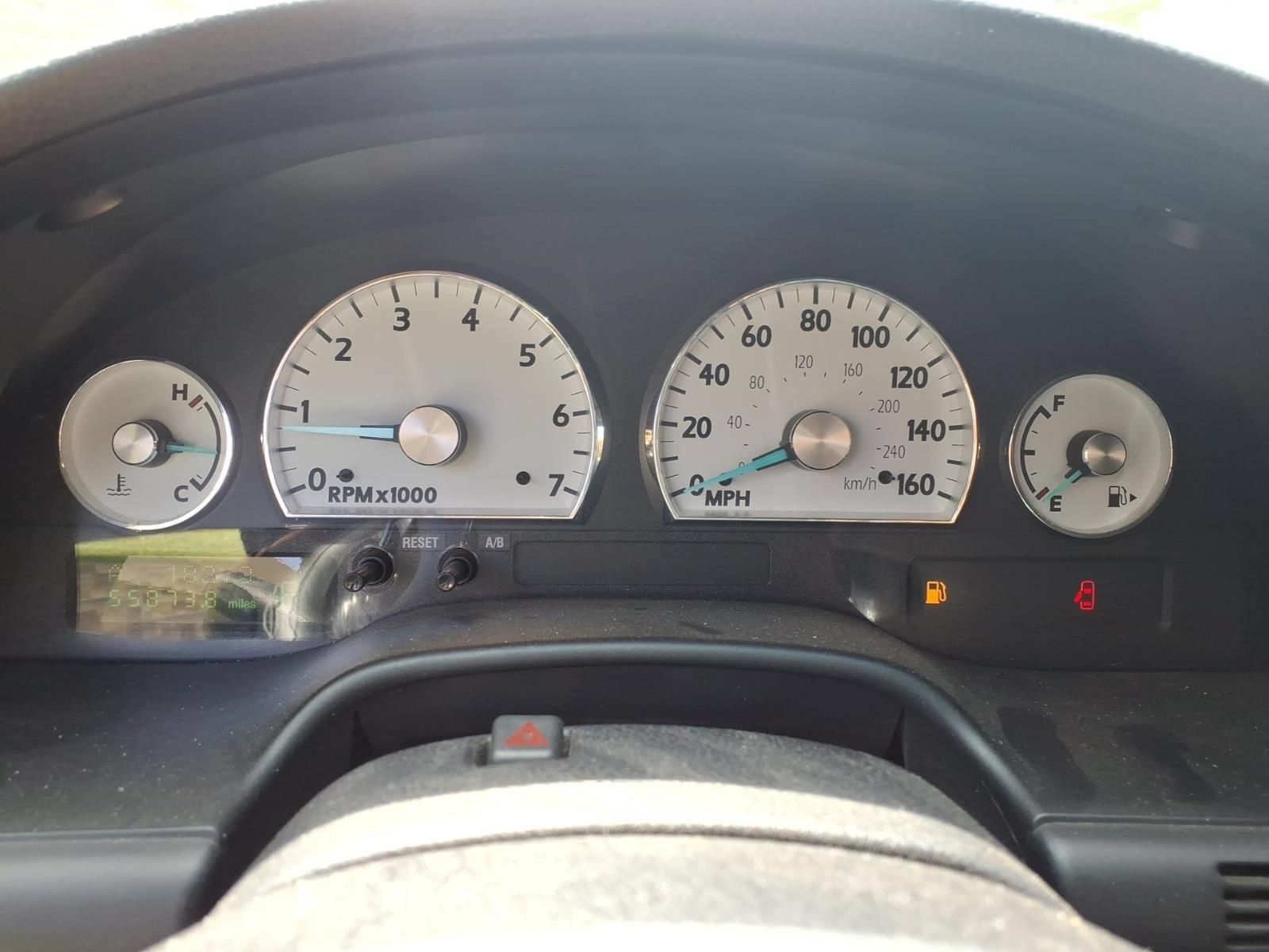 Used 2003 Ford Thunderbird RWD image 21