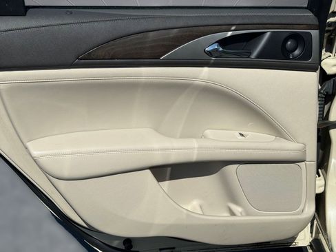 Used 2018 Lincoln MKZ Reserve image 29