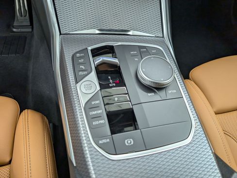 New 2026 BMW 330i Sedan w/ M Sport Package image 19