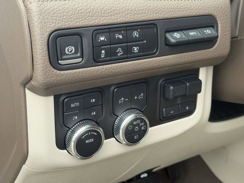 Used 2024 GMC Yukon XL Denali w/ Max Trailering Package AWD/4WD image 24