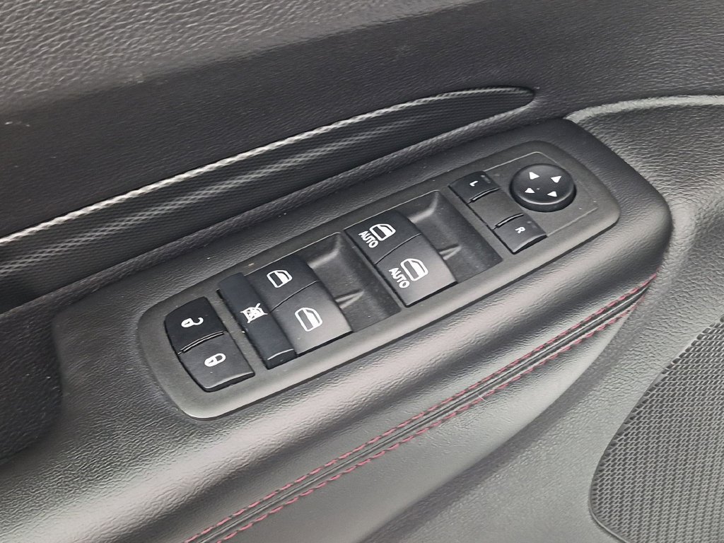 Used 2022 Dodge Durango R/T AWD/4WD image 14