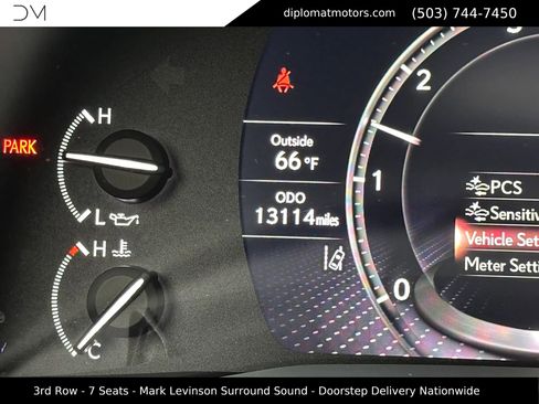 Used 2024 Lexus LX 600 4WD w/ Interior Upgrade Package image 35