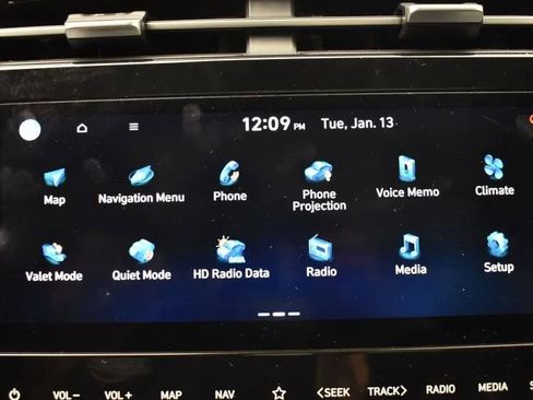 Used 2024 Hyundai Tucson Limited image 32