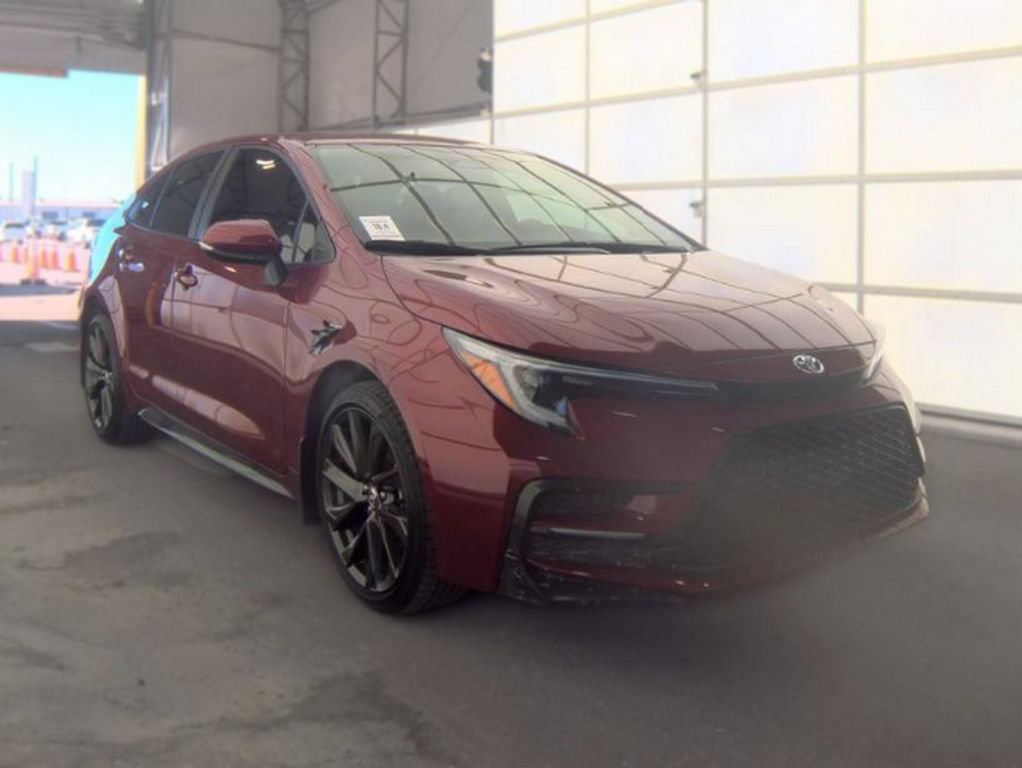 Used 2024 Toyota Corolla SE FWD image 4