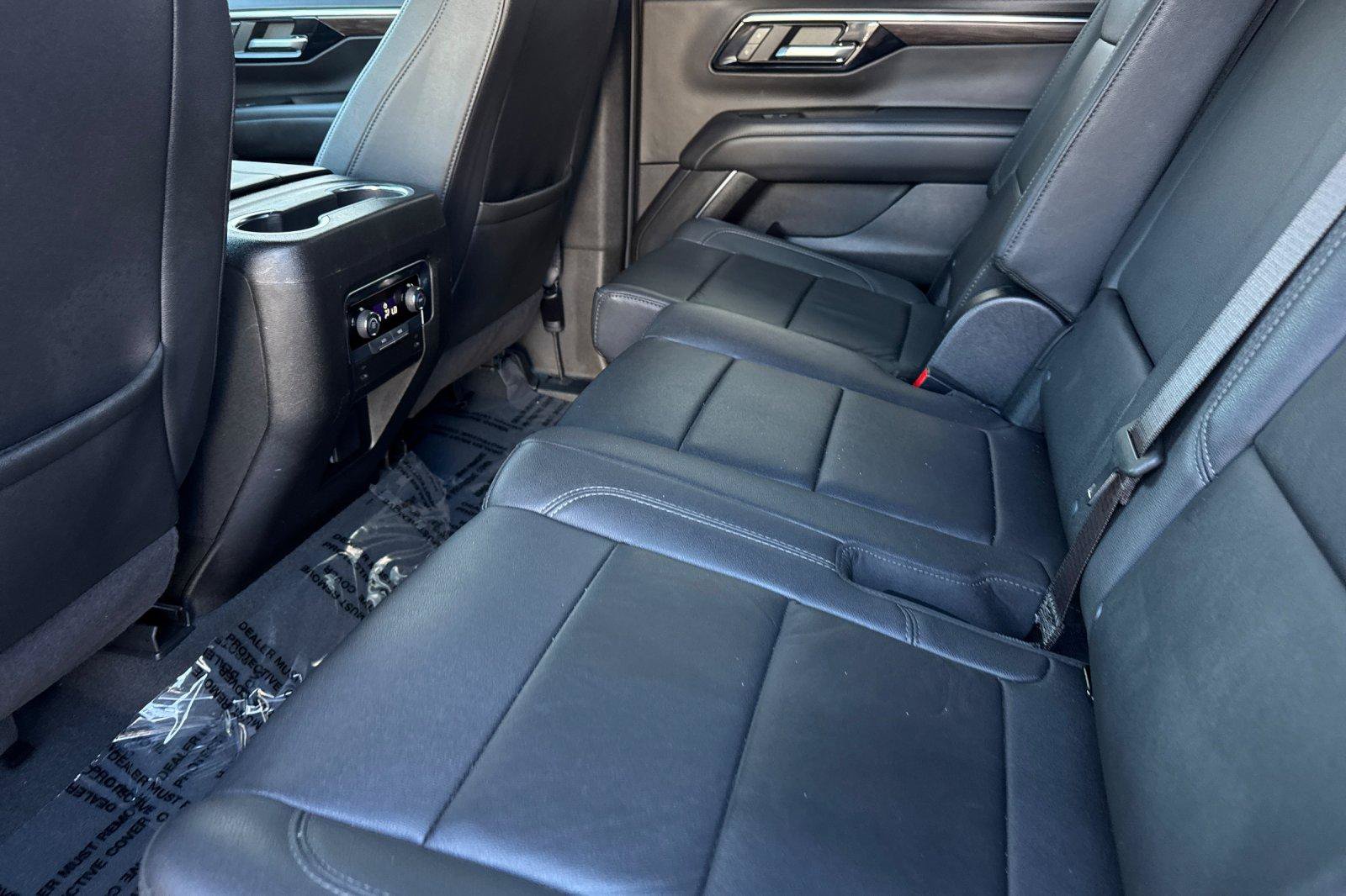 Used 2025 Chevrolet Tahoe LT AWD/4WD image 14