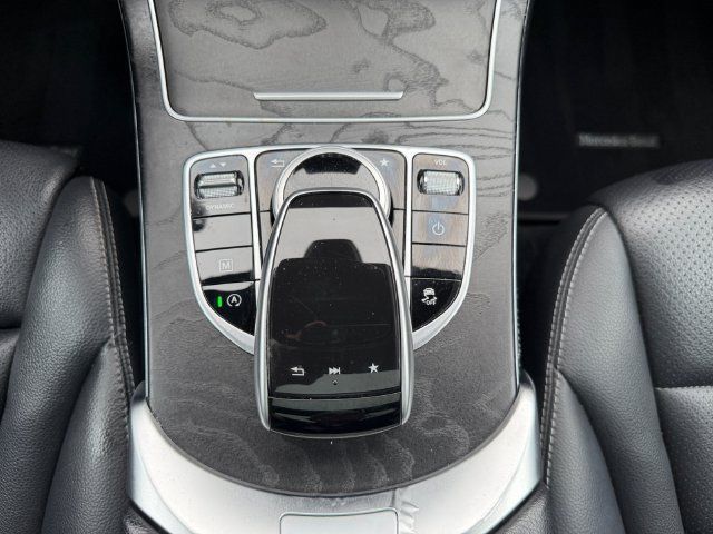 Used 2018 Mercedes-Benz GLC 300 4MATIC image 19