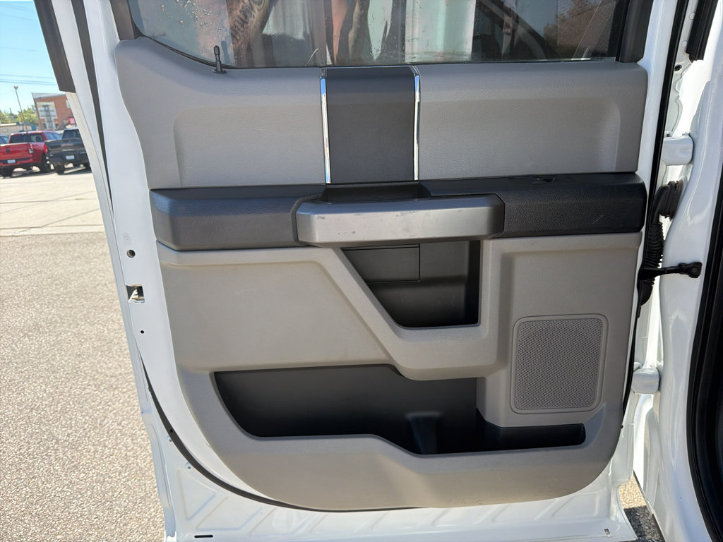 Used 2019 Ford F250 XLT w/ XLT Value Package AWD/4WD image 16