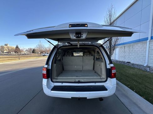 Used 2015 Ford Expedition EL XLT w/ Equipment Group 202A image 24