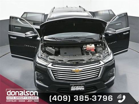Used 2022 Chevrolet Traverse Premier image 24