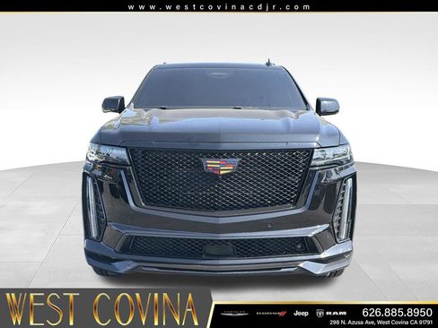 Used 2023 Cadillac Escalade V AWD/4WD image 3