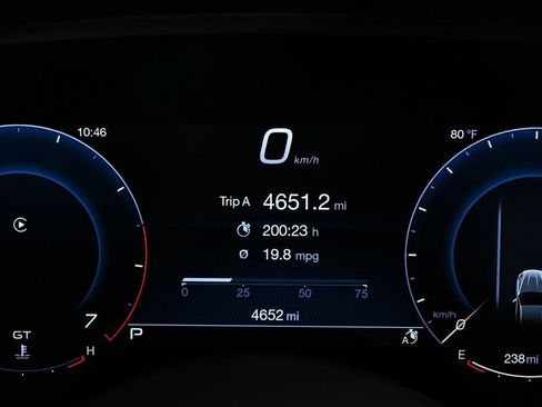 Used 2025 Maserati Grecale Modena image 11