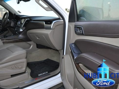 Used 2017 Chevrolet Tahoe LT image 17