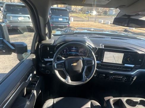 Certified 2025 Chevrolet Silverado 2500 LTZ image 27