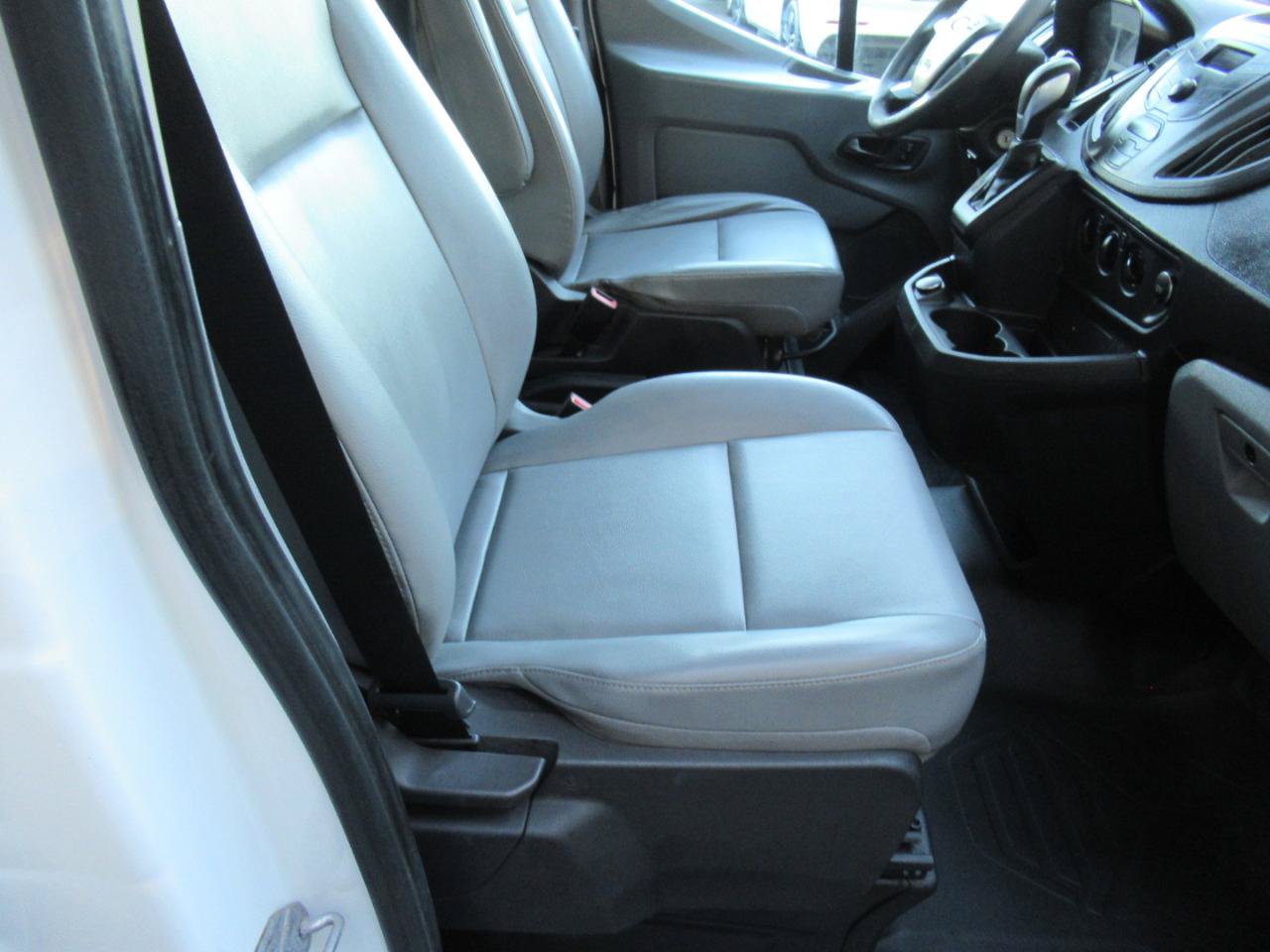 Used 2018 Ford Transit 250 148 Low Roof RWD image 12