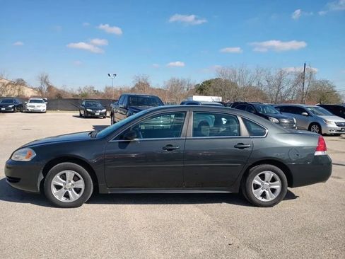 Used 2016 Chevrolet Impala Limited LS FWD image 2