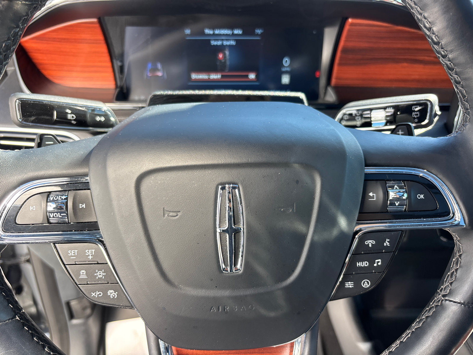 Certified 2024 Lincoln Navigator Reserve AWD/4WD image 16