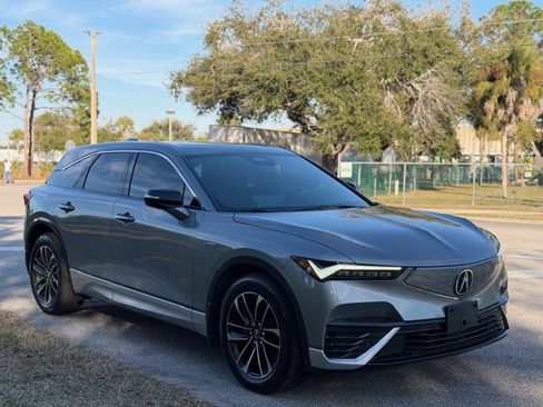 Used 2024 Acura ZDX A-Spec image 7