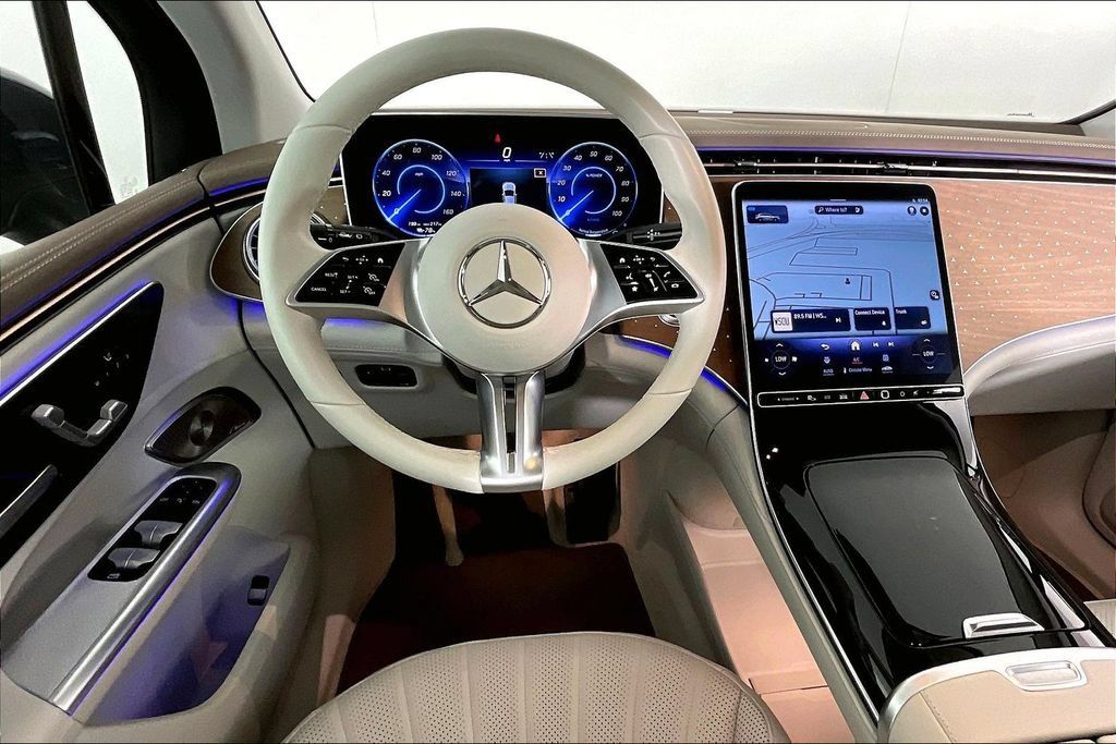 Certified 2023 Mercedes-Benz EQE 500 4MATIC SUV image 5