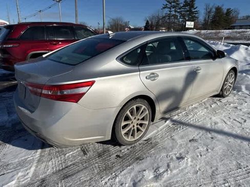 Used 2013 Toyota Avalon Limited image 3